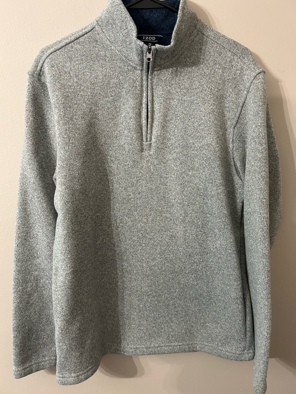 Izod Men's Light Gray Half-Zip Sweater